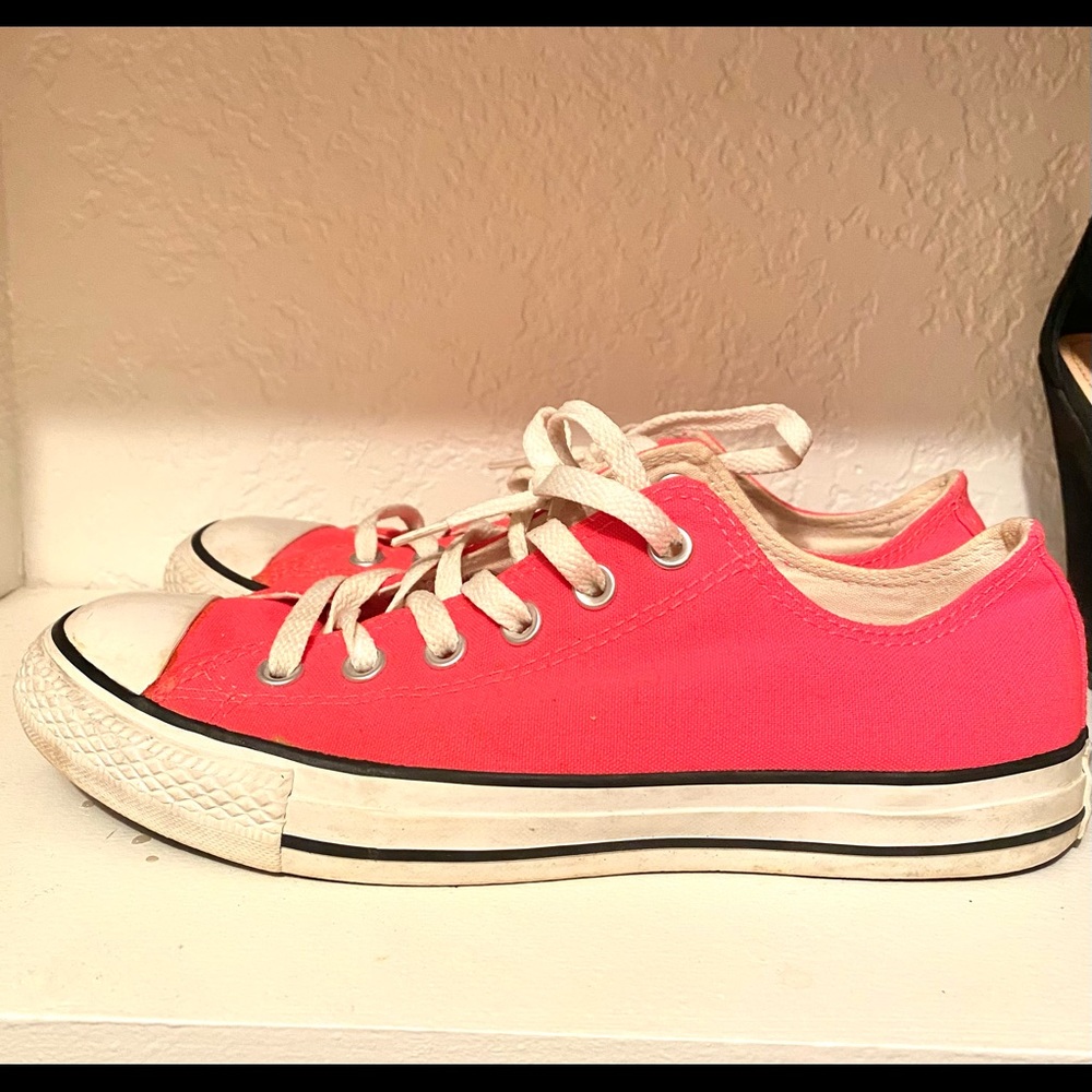 Hot pink All Star Converse